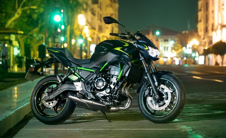 川崎的Ninja 650和Z650设置为2023刷新。媒体来自摩托车。